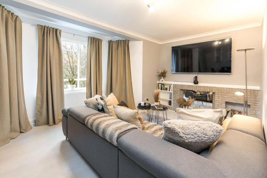 Exceptional Spacious City Apartment لندن المظهر الخارجي الصورة