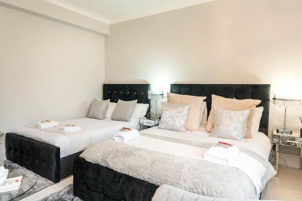 Exceptional Spacious City Apartment لندن المظهر الخارجي الصورة