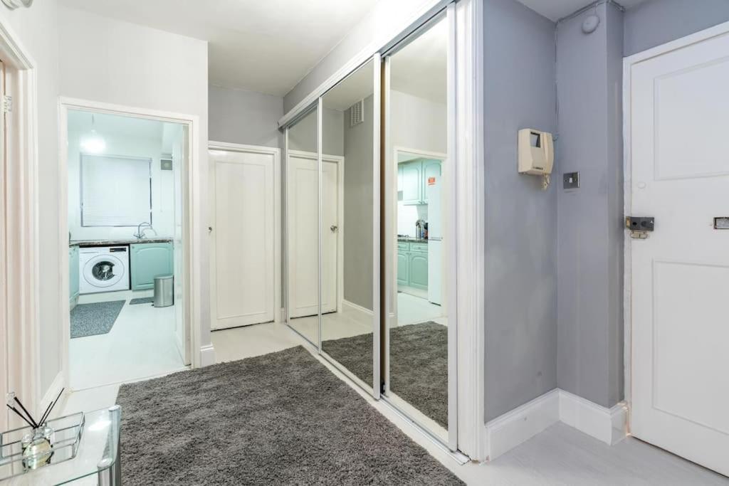 Exceptional Spacious City Apartment لندن المظهر الخارجي الصورة